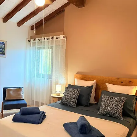 Apartman Coumeilles Leychert